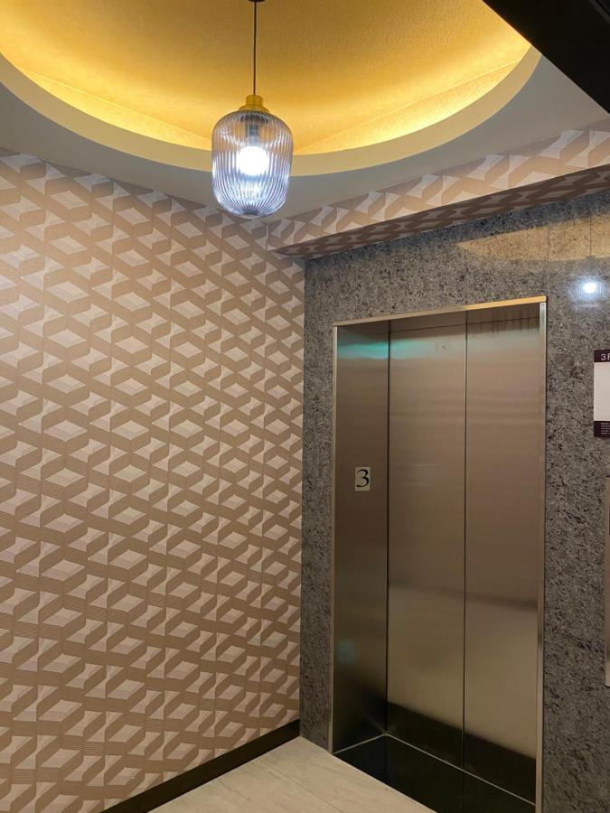 Weifeng Boutique Business Hotel - Zhanqian Branch Pingtung المظهر الخارجي الصورة
