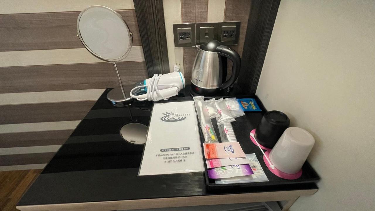 Weifeng Boutique Business Hotel - Zhanqian Branch Pingtung المظهر الخارجي الصورة