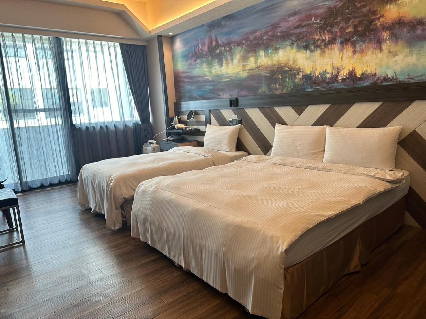 Weifeng Boutique Business Hotel - Zhanqian Branch Pingtung المظهر الخارجي الصورة