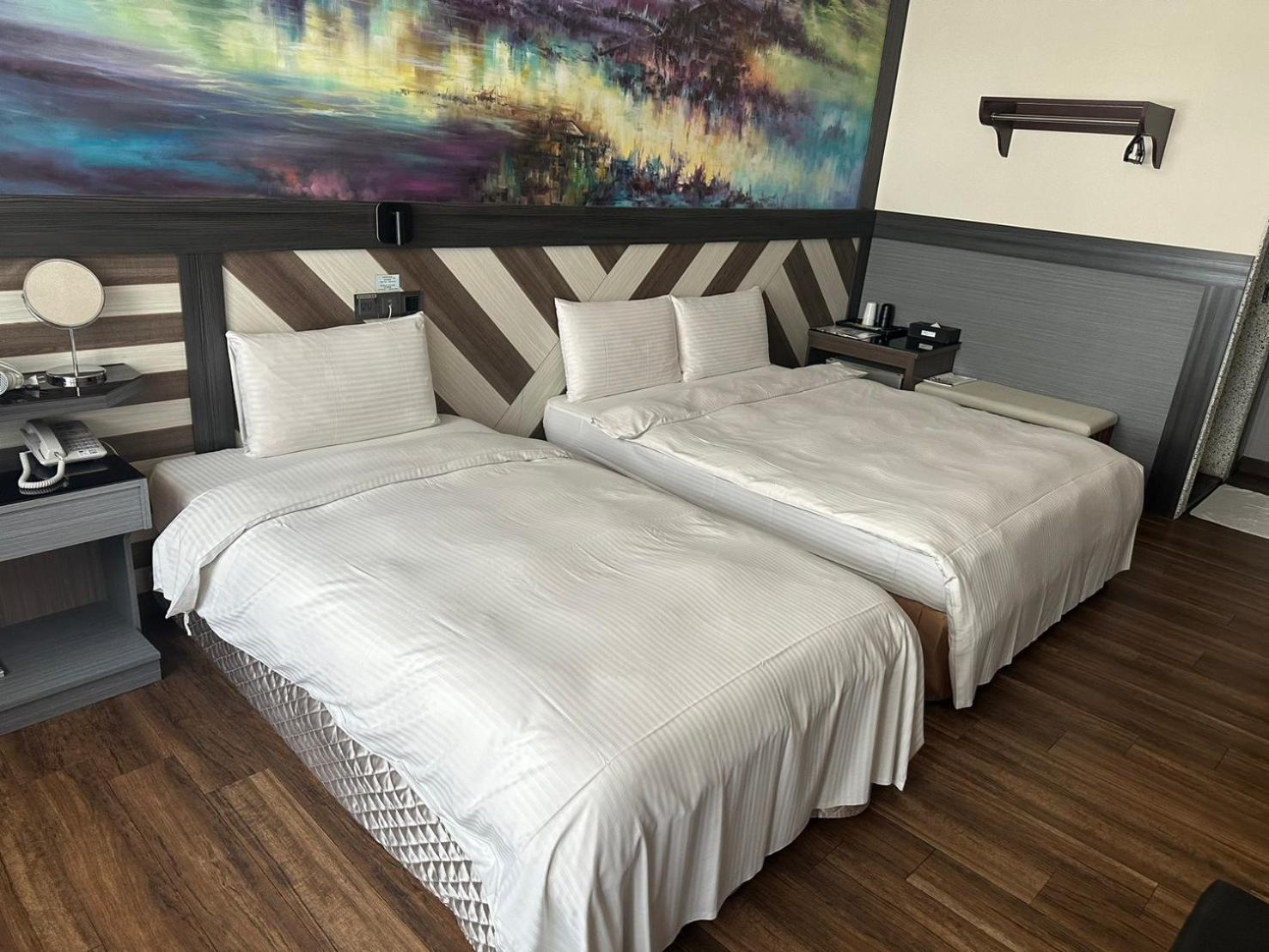 Weifeng Boutique Business Hotel - Zhanqian Branch Pingtung المظهر الخارجي الصورة